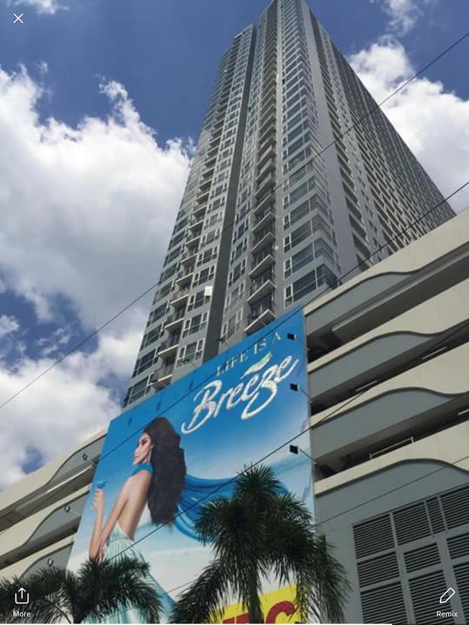 Breeze Residences Condotel Pasay Esterno foto